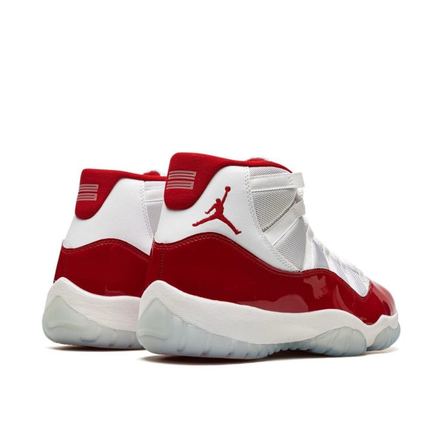 Air Jordan 11 Retro - Cherry 2022